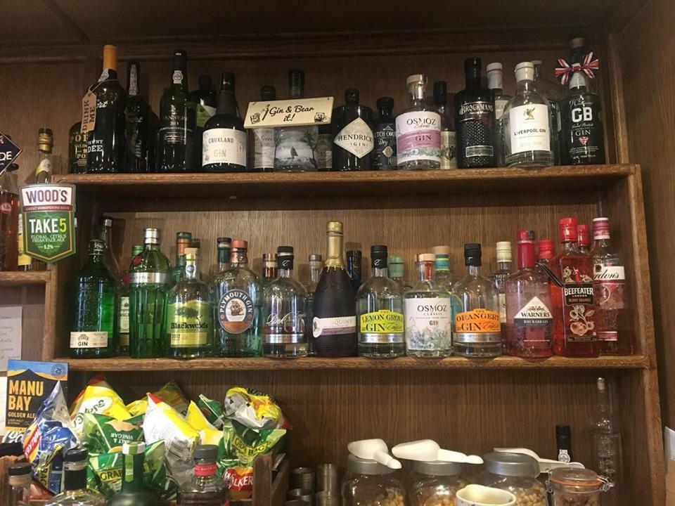The Bear Inn Hodnet エクステリア 写真